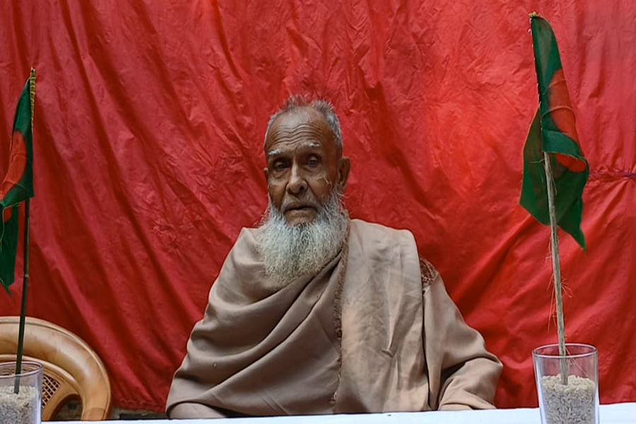 রনাঙ্গনে মুক্তিযুদ্ধ করেও রাষ্ট্রীয় স্বীকৃতি পাননি ৯৭ বছরের শাহজাহান