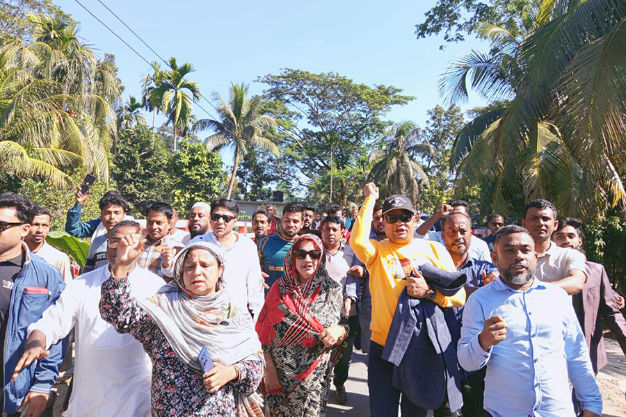 ভোটারদের মন কাড়তে তৎপর বিএনপি মনোনীত প্রার্থী ইলেন ভুট্টো