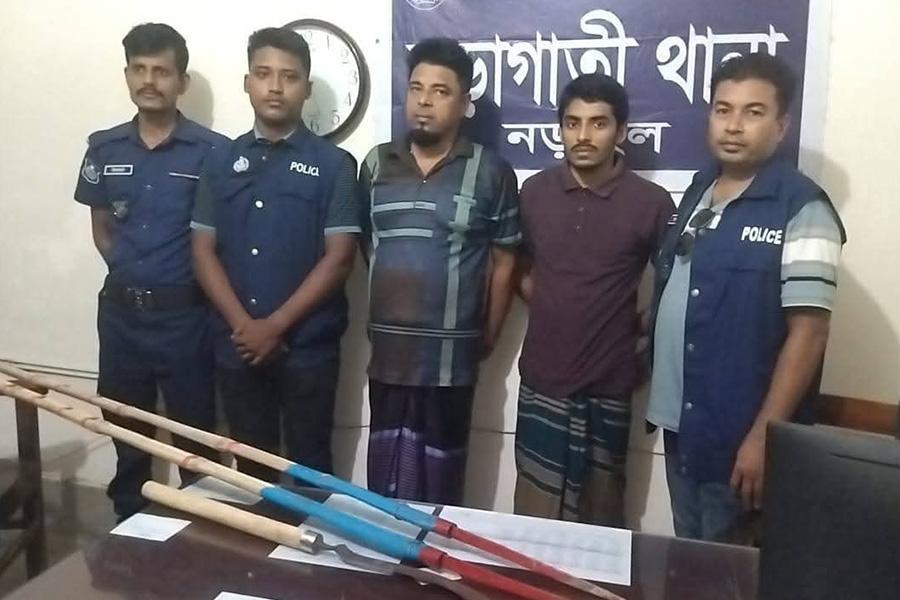 নড়াগাতীতে পারিবারিক কলহে সংঘর্ষে দুইজন গুরুতর আহত