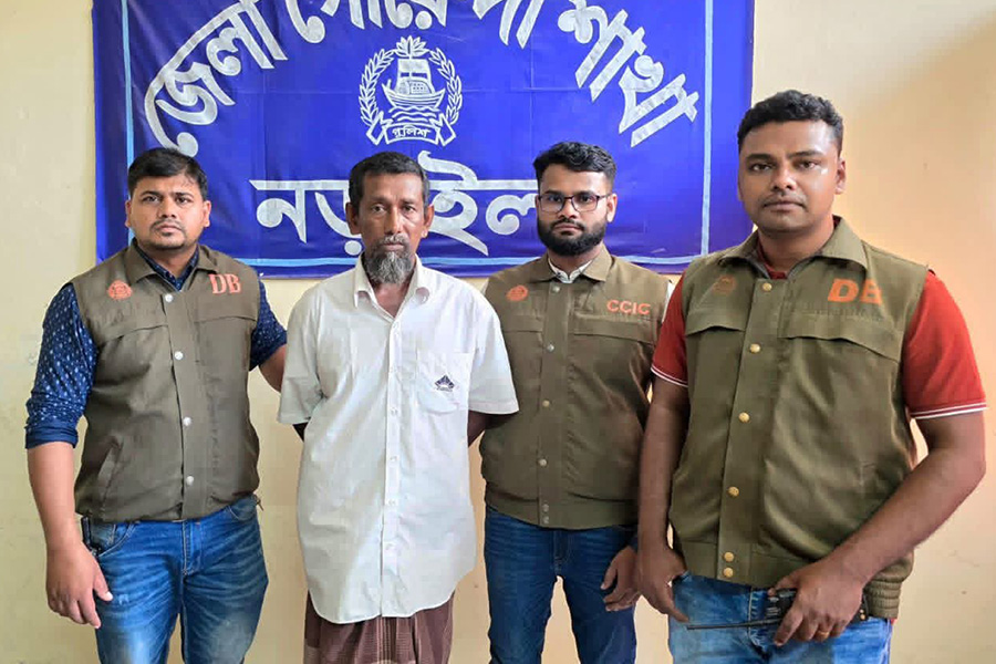নড়াইলে ৭২ ঘন্টার মধ্যে হত্যা রহস্য উন্মোচন করল পুলিশ