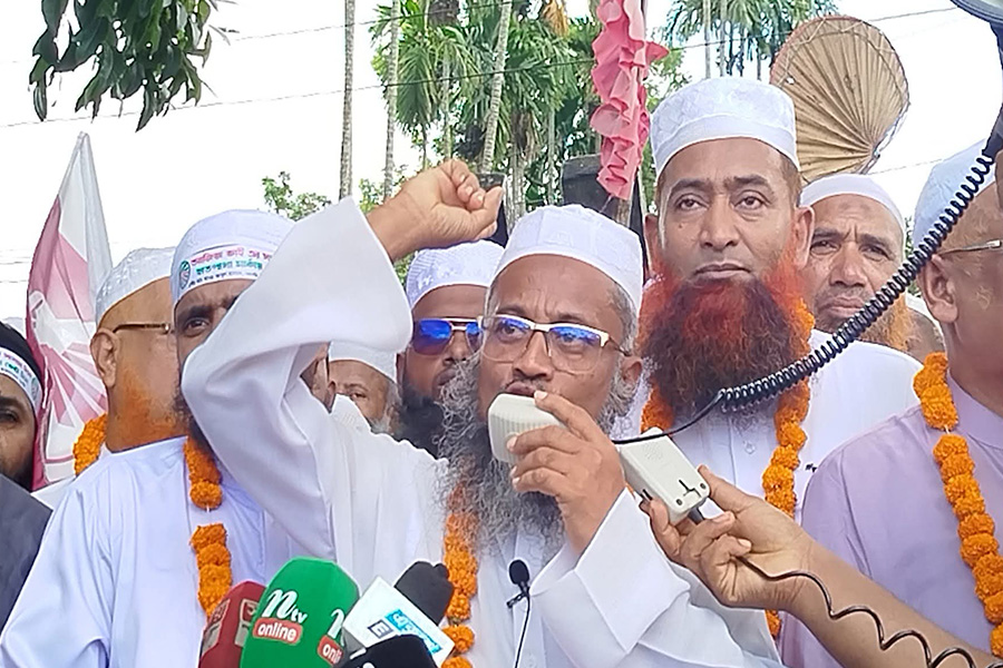 নড়াইল-০১ আসনের ইসলামী আন্দোলনের এমপি প্রার্থীর গণসংযোগ