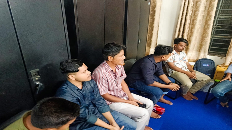 নজরুল বিশ্ববিদ্যালয়ে প্রক্সি জালিয়াতি চক্রের ২ সদস্য আটক