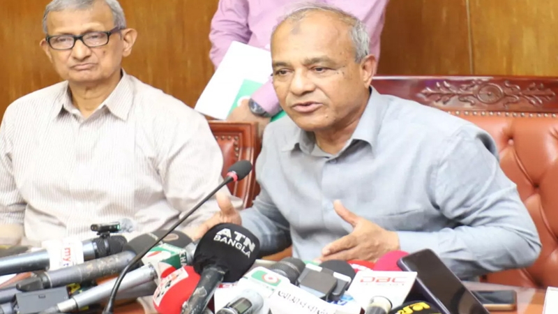 নির্বাচনের সময় পুলিশের কাছে বডি ক্যামেরা থাকবে : স্বরাষ্ট্র উপদেষ্টা