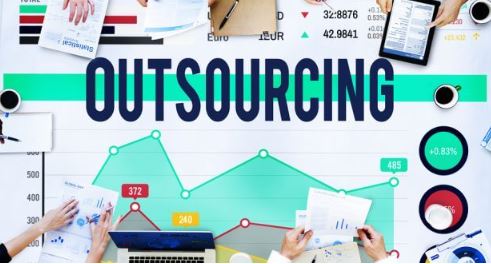 আউটসোর্সিংয়ের নামে শ্রম শোষণ, যেন আধুনিক দাস ব্যবস্থা