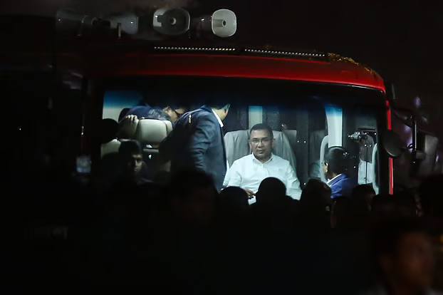 মাকে দেখে গুলশানের বাসায় ফিরেছেন তারেক রহমান