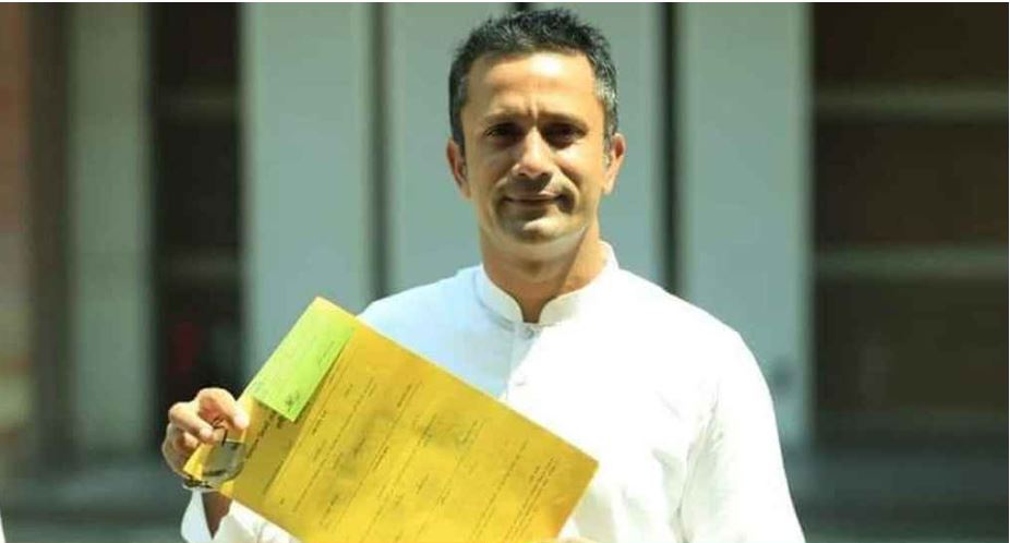 কোয়াব থেকে পদত্যাগ করলেন পাইলট