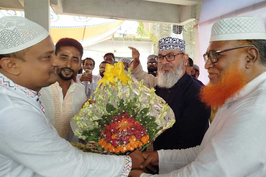 নাজিরপুরে বিএনপি ও জাতীয় পার্টির ৫০ নেতাকর্মী জামায়াতে যোগ দিলেন