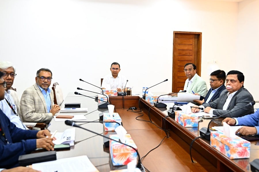 প্রধানমন্ত্রীর সভাপতিত্বে ঢাকার সড়ক ব্যবস্থাপনা নিয়ে সভা