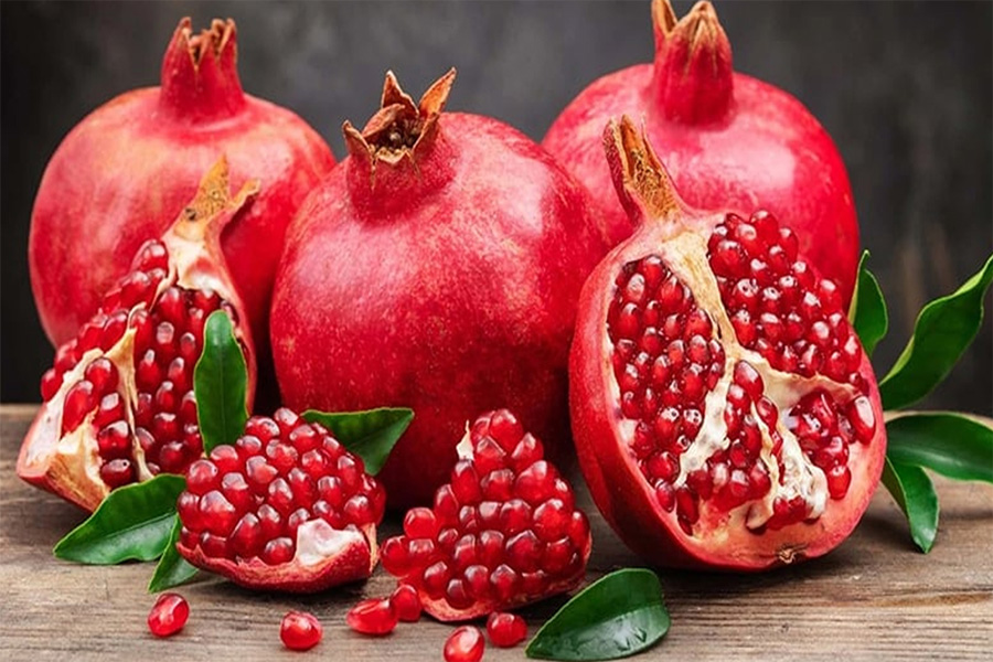 টানা ৩০ দিন ডালিম খেলে শরীরে আসে ১০টি পরিবর্তন