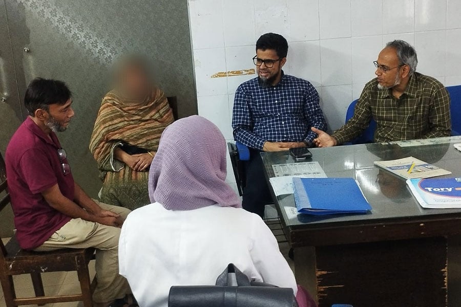 রামিসার মায়ের খোঁজ নিলেন বিএনপির স্বাস্থ্যবিষয়ক সম্পাদক