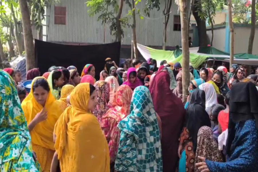 বন্ধুর মোটরসাইকেলে ঘুরতে গিয়ে তরুণীর মৃত্যু