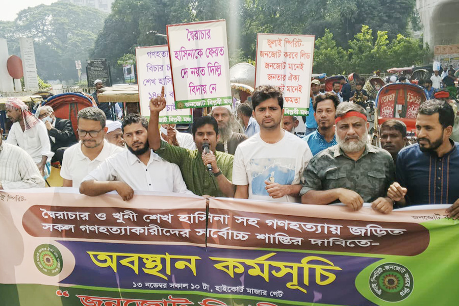 ১৪০০ বার হাসিনার ফাঁসির দাবি ‘জনজোট বিপ্লবী মঞ্চের