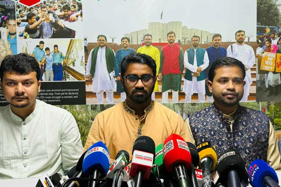 আরেকটি এক-এগারো সৃষ্টির চক্রান্ত শুরু হয়েছে: রাশেদ খাঁন