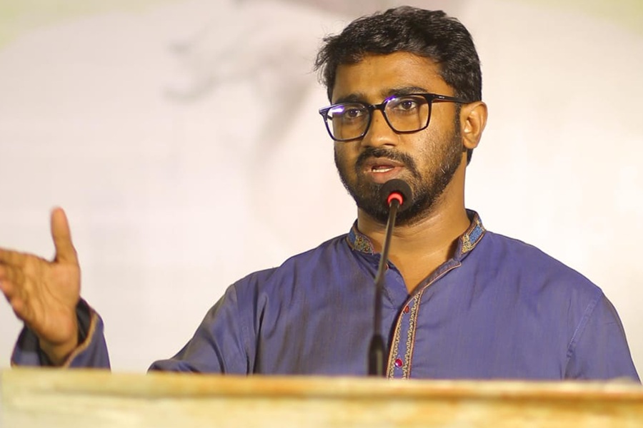 নাসীরুদ্দীন পাটওয়ারী জলাতঙ্ক রোগে ভুগছেন, তার ভ্যাকসিন দরকার: রাশেদ খান