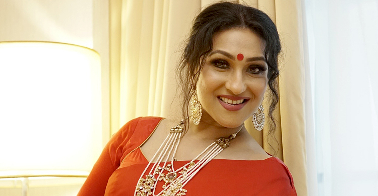 ঋতুপর্ণারও প্রিয় ছিলেন - হুমায়ৃুন ফরীদি