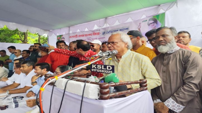 মিটফোর্ডের ঘটনায় রাজনৈতিক ফায়দার চেষ্টা করছে কিছু দল: রিজভী