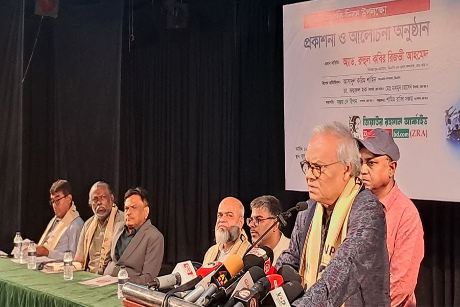 সরকারের ভেতরে ‘ভূত’ আছে: রিজভী