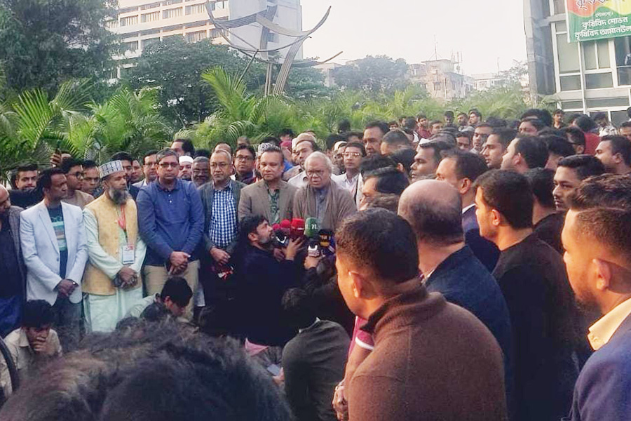 বিএনপি সবসময়ই ‘পলিটিক্স অফ কমিটমেন্ট’-এ বিশ্বাসী: রিজভী