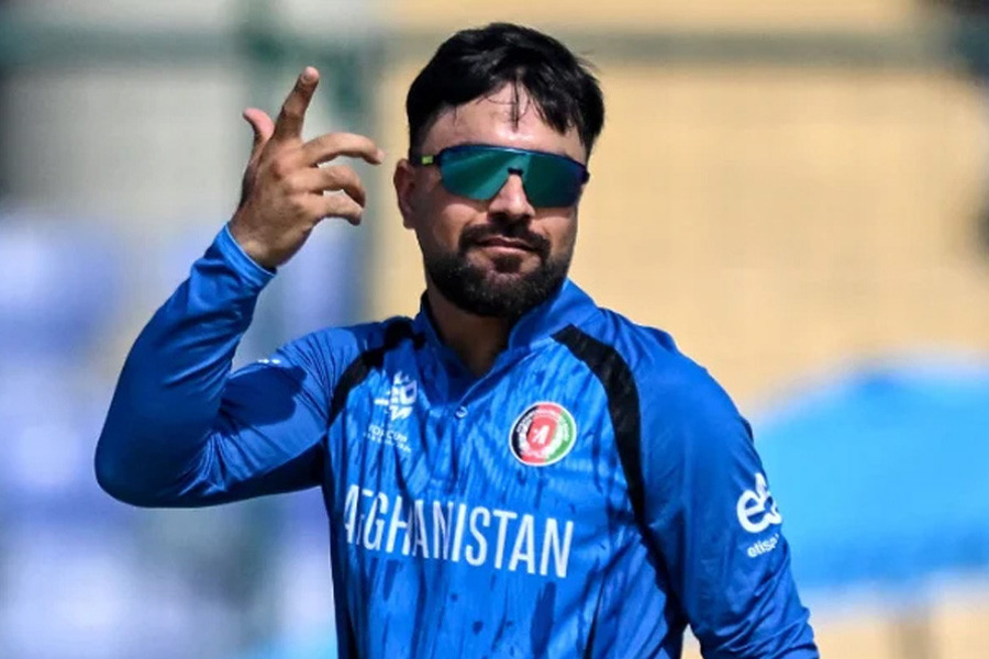 হঠাৎ অবসর ঘোষণা রশিদ খানের