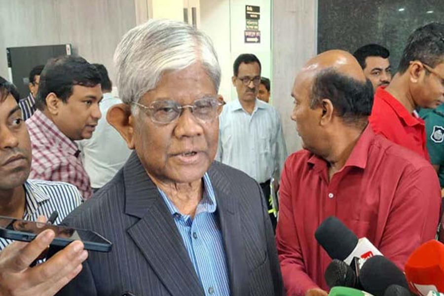 দেশের অর্থনীতি স্বস্তিতে আছে : অর্থ উপদেষ্টা