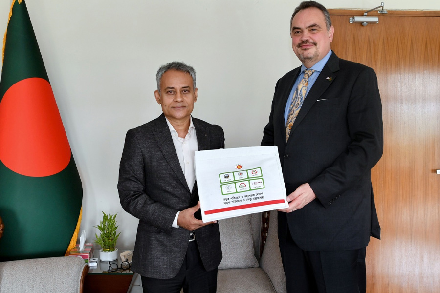 সেতু মন্ত্রীর সঙ্গে মার্কিন রাষ্ট্রদূতের সাক্ষাৎ