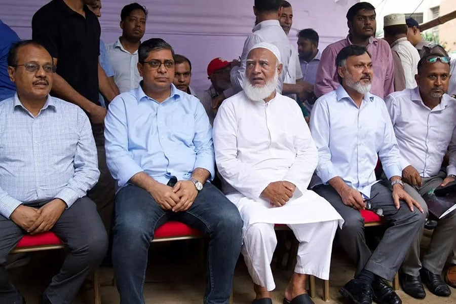 ঢাকা-১৫ আসনের সংকট নিরসনে এক মঞ্চে সরকার-বিরোধী দল