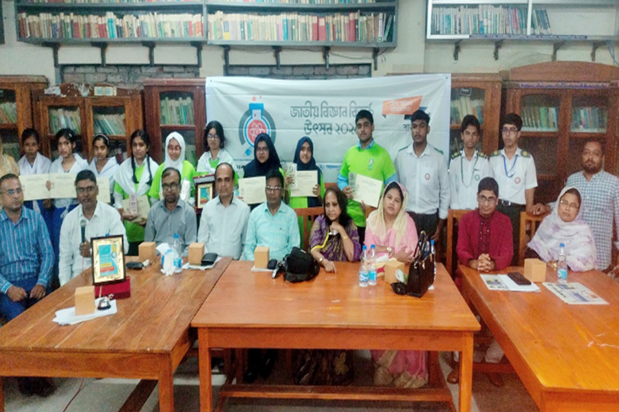 সাতক্ষীরায় অনুষ্ঠিত হয়েছে ১১তম জাতীয় বিজ্ঞান বিতর্ক উৎসব