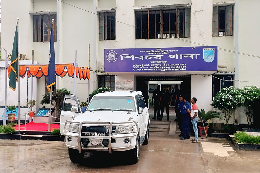 শিবচরের পাঁচ্চরে চায়ের দোকানদারের আত্নহত্যা