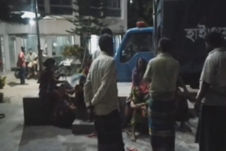 শিবচরে অজ্ঞাত গাড়ির ধাক্কায় নিহত ১