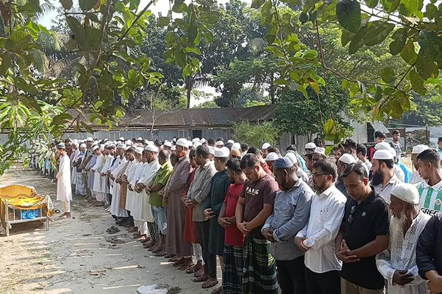 মেট্রোরেল দুর্ঘটনায় নিহত আবুল কালামের দাফন সম্পন্ন