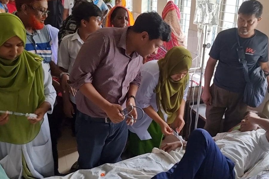 টাঙ্গাইলে নলকূপের পানি পান করে হাসপাতালে ৩২ শিক্ষার্থী