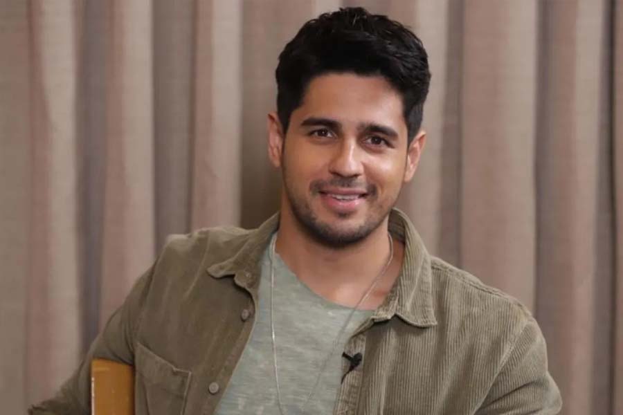 ‘বাড়ির আসল হিরো আমার মেয়ে’—সিদ্ধার্থ