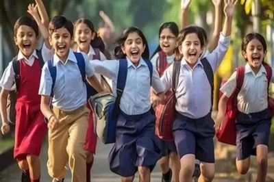 স্কুল-কলেজে ১৬, মাদরাসায় ছুটি ২১ দিন