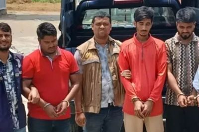ময়মনসিংহে চোরাই মোটরসাইকেল উদ্ধার, ছাত্রদল নেতাসহ গ্রেপ্তার ৩