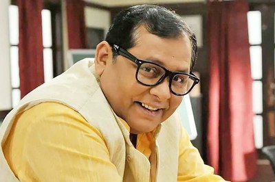 রাজনীতিতে তারকাদের দৌড়, যোগ্যতা নিয়ে প্রশ্ন তুললেন খারাজ