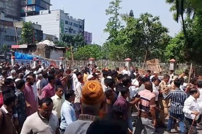 বায়তুল মোকাররমে হকার উচ্ছেদকে কেন্দ্র করে সংঘর্ষ