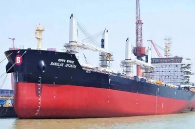 হরমুজ পার হওয়ার অনুমতি না পেয়ে শারজায় ফিরছে ‘বাংলার জয়যাত্রা’