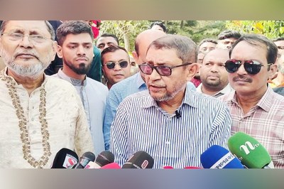 মানুষকে ডাক্তার খুঁজতে হবে না, ডাক্তার মানুষের কাছে পৌঁছাবে