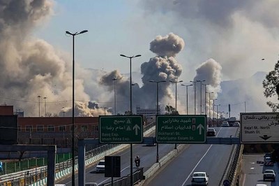 কুয়েতে মার্কিন ঘাঁটিতে ইরানের ব্যাপক হামলা