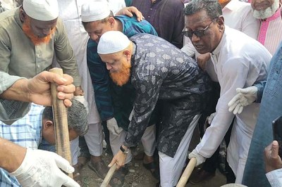 নাগরপুরে পরিছন্নতা কার্যক্রমের উদ্বোধন করলেন এমপি লাভলু