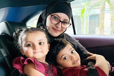 পরীমণি ২ সন্তানকে নিয়ে সোশ্যাল মিডিয়ায় লিখলেন ‘হ্যাপি ফ্রাইডে’