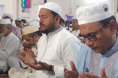 রাজশাহীতে ঈদের নামাজ আদায় রাসিক প্রশাসকের