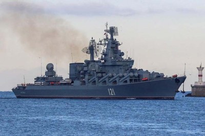 কৃষ্ণসাগরে রাশিয়ার বন্দরে হামলা, চার যুদ্ধজাহাজ ক্ষতিগ্রস্ত