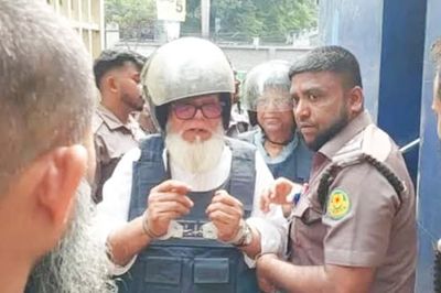এই গরমে মরেই যাবো, আদালত প্রাঙ্গণে সালমান এফ রহমান