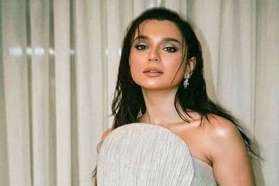 অ্যাওয়ার্ড অনুষ্ঠানে ভিন্নধর্মী পোশাকে সাবিলা নূর