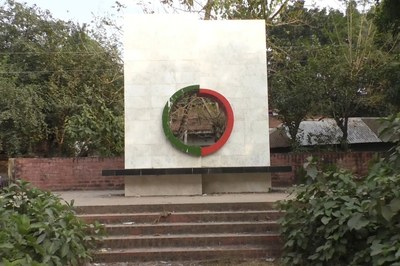 অযত্ন অবহেলায় মুক্তিযুদ্ধের স্মৃতি স্তম্ভ