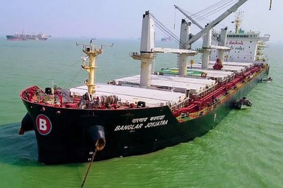 হরমুজে আড়াই মাস আটকা বাংলাদেশি জাহাজ, কূটনৈতিক চেষ্টায় সরকার