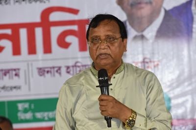 নাগরিক সেবা নিশ্চিতে অজুহাত গ্রহণযোগ্য নয়: ডিএসসিসি প্রশাসক