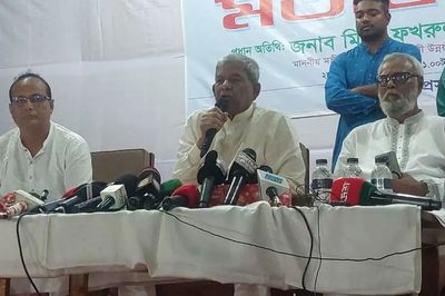 আমরা গণতন্ত্রের পথে হাঁটতে শুরু করেছি: এলজিআরডিমন্ত্রী