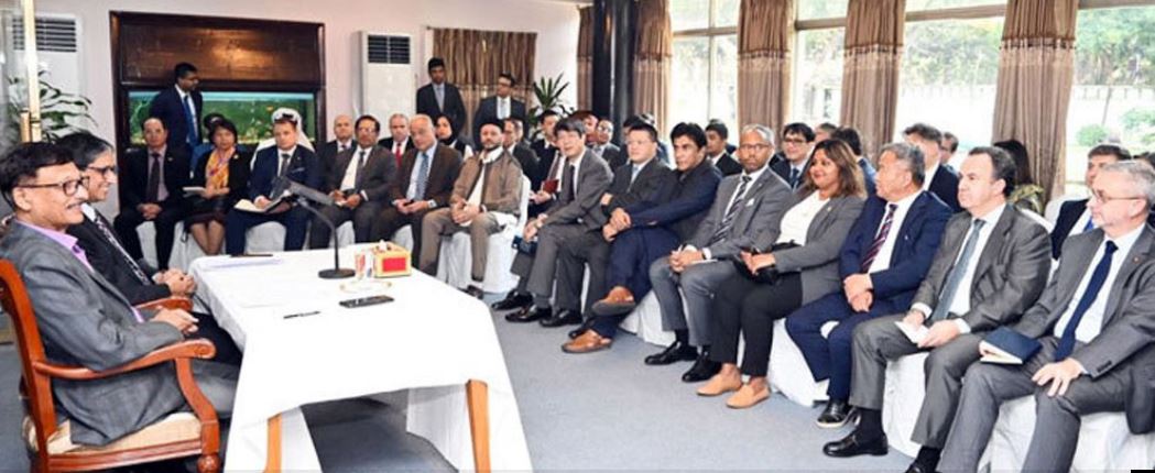 সংখ্যালঘু ইস্যুতে ‘ভুল ধারণা’ কূটনীতিকদের কাছে স্পষ্ট করল সরকার